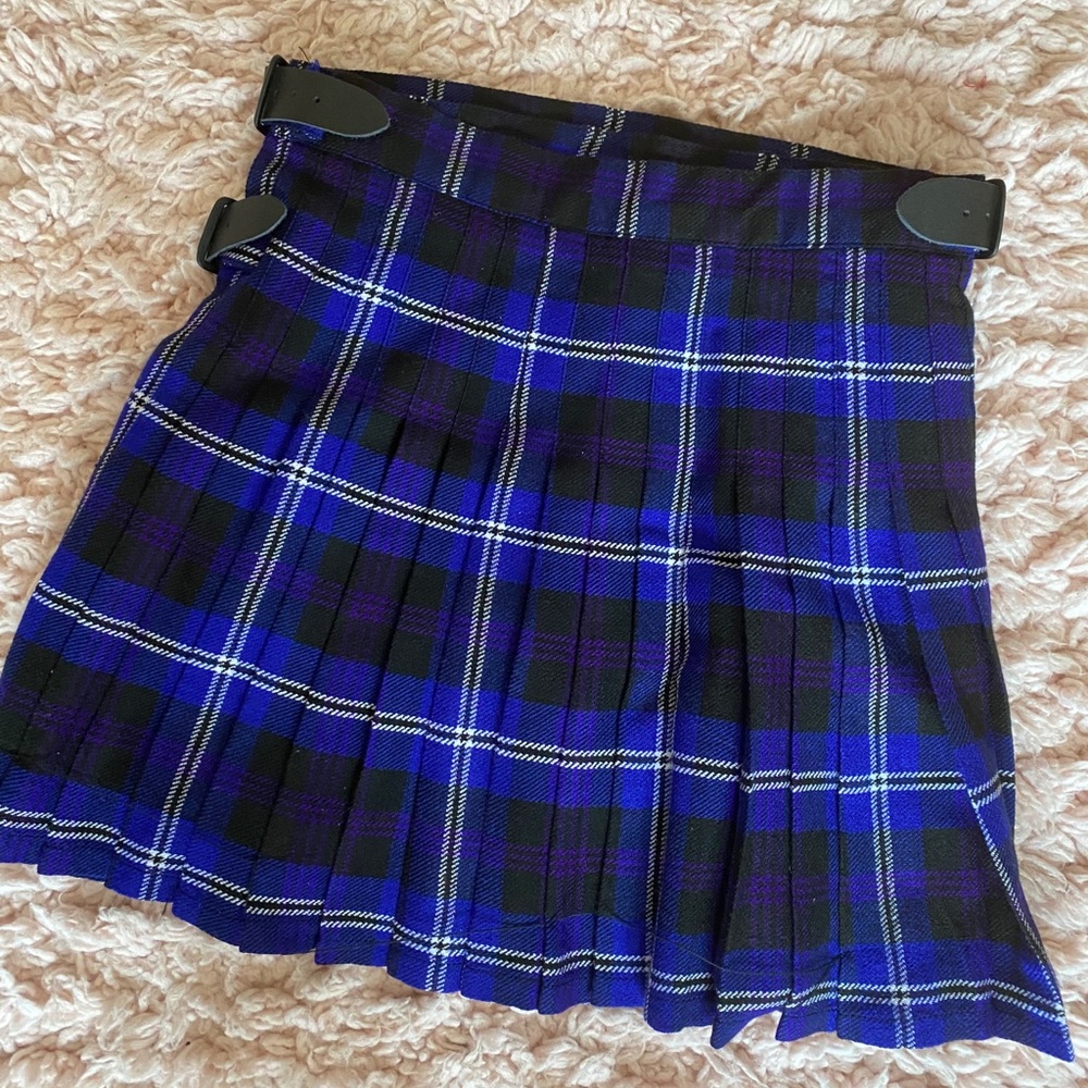 REAL Scottish women’s kilt!!! 🏴󠁧󠁢󠁳󠁣󠁴󠁿